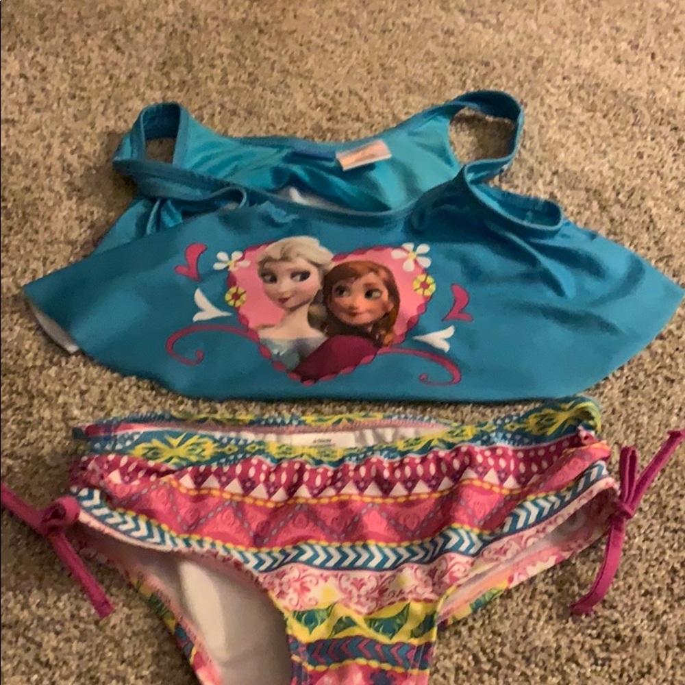 Never worn Disney frozen bathing suit size medium